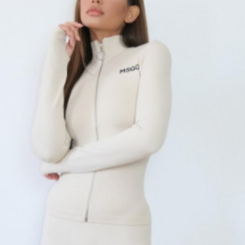Missguided Seamless Rib Jacket - Picture 2 of 12
